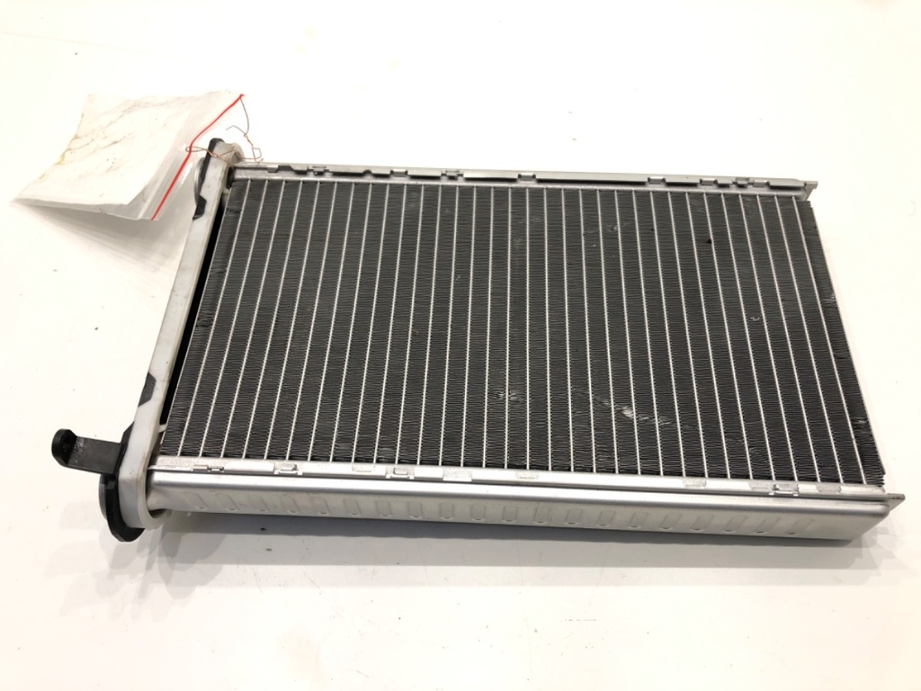[STARK-586229] Radiador de calefacción BMW 3 Gran Turismo (F34)