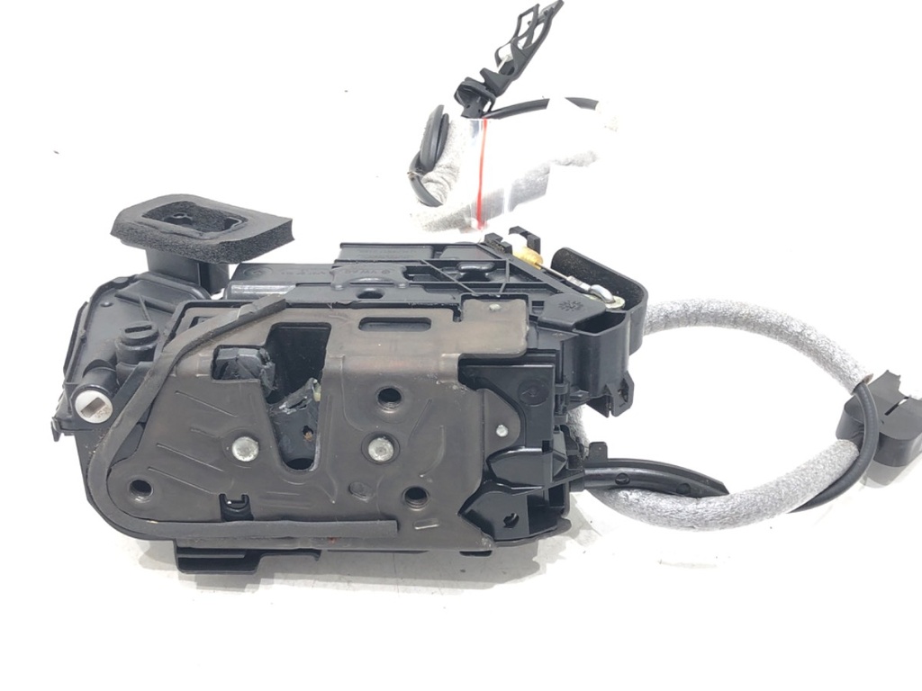 [STARK-590460] Cerradura de puerta trasera izquierda VW Polo VI