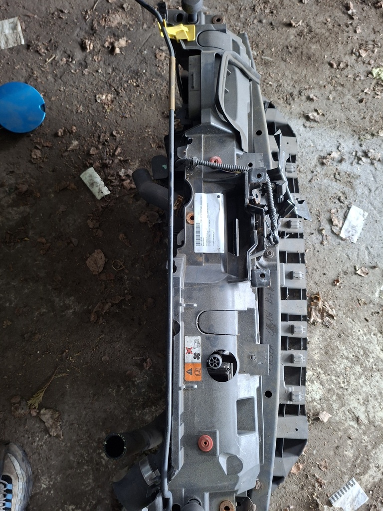 [EPE-103250] Panel de cierre frontal Ford Fiesta VI