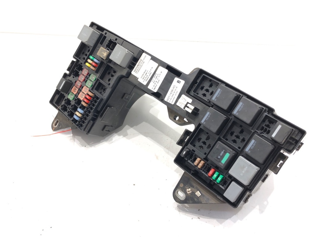 [STARK-591642] Caja de fusibles Jaguar XF I (X250)