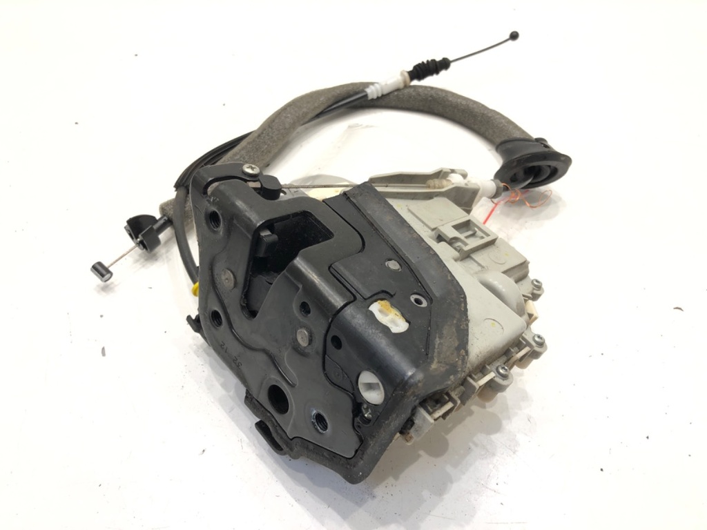 [STARK-591806] Cerradura de puerta delantera derecha Audi A6 C7 Avant