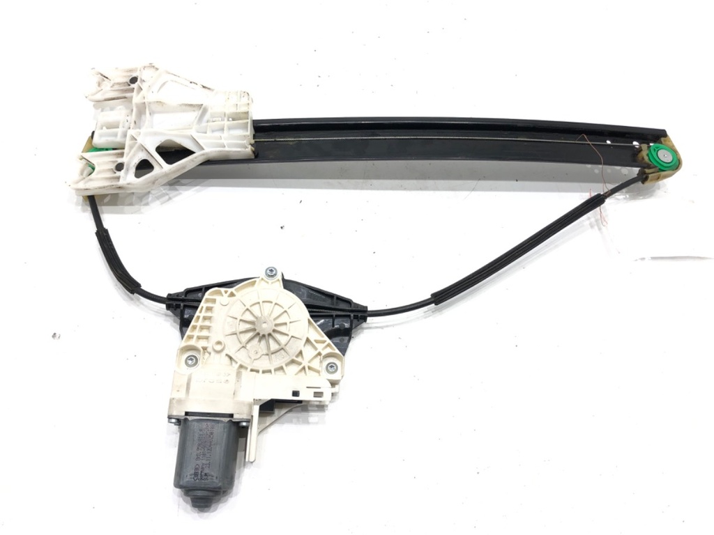 [STARK-592162] Elevalunas trasero izquierdo Audi Q5 (8RB)