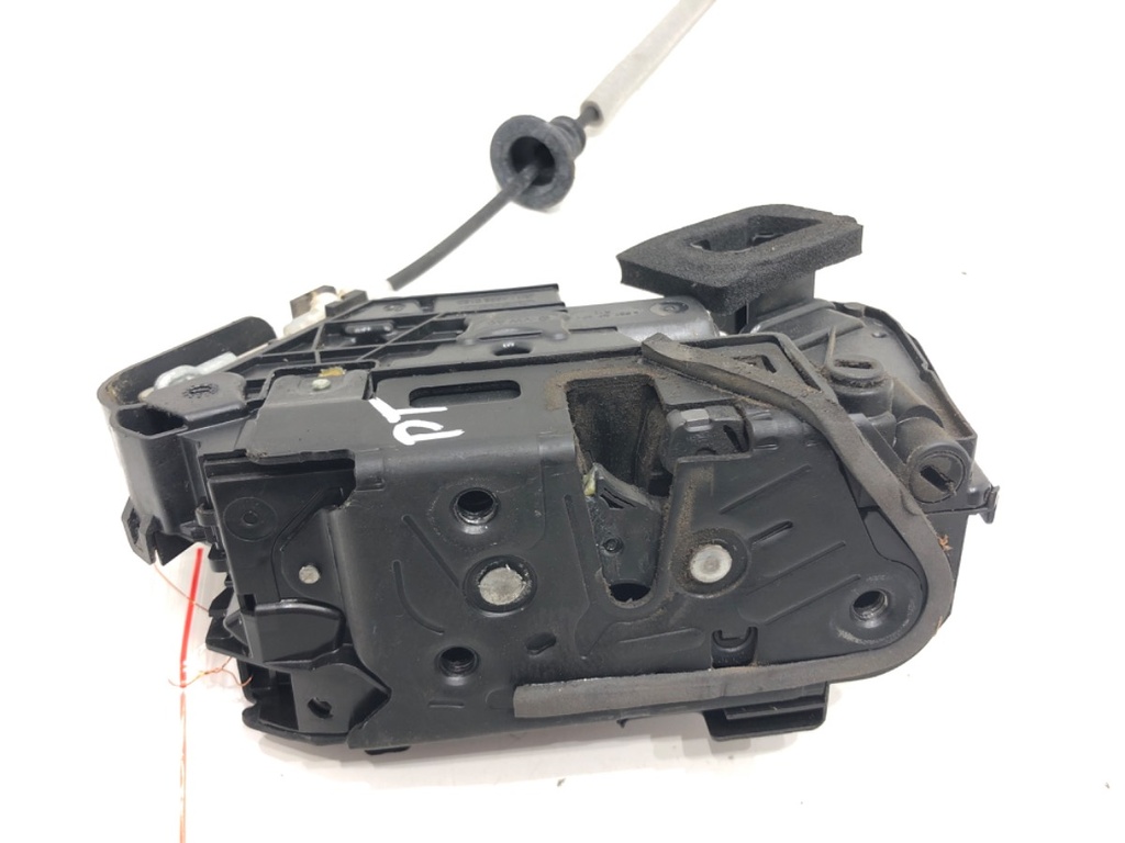 [STARK-597382] Cerradura de puerta trasera derecha Skoda Fabia III Kombi (NJ5)