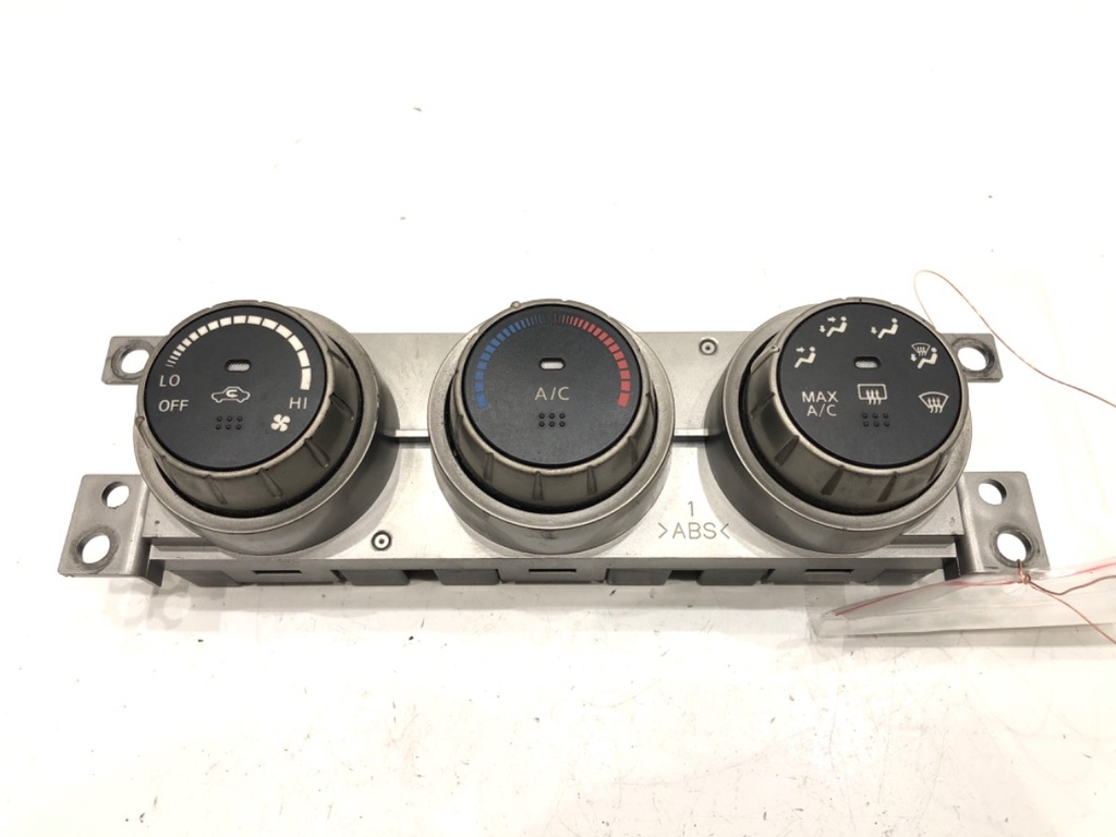 [STARK-602710] Panel de control de climatización Nissan Altima