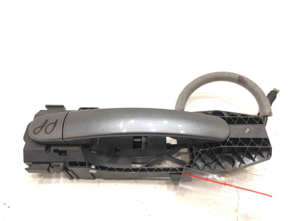 [STARK-607151] Maneta de puerta delantera derecha VW Jetta IV