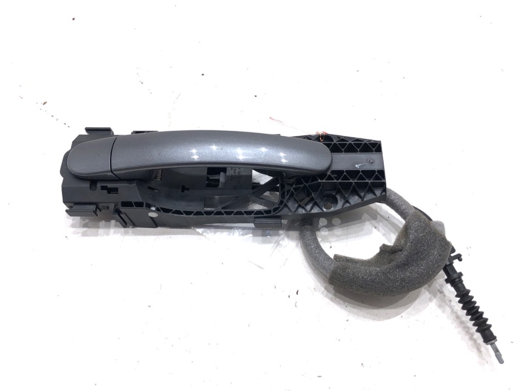 [STARK-607152] Maneta de puerta trasera derecha VW Jetta IV