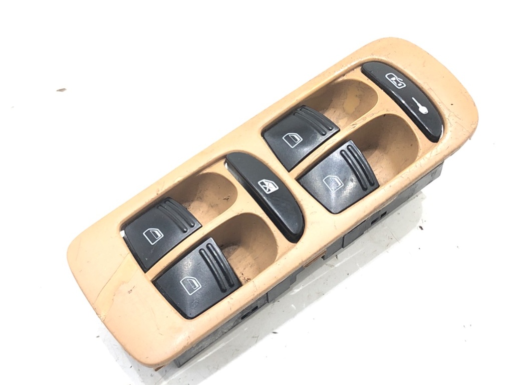 [STARK-610324] Mando de elevalunas Porsche Cayenne (9PA)