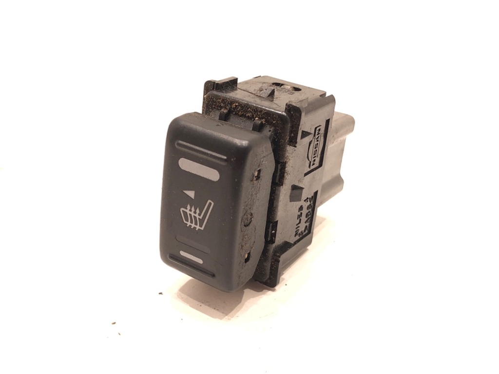 [STARK-615647] Interruptor de calefacción de asiento Nissan Murano I (Z50)