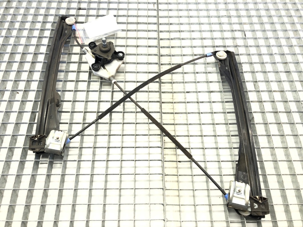 [STARK-623496] Elevalunas delantero derecho SEAT Cordoba (6L2)