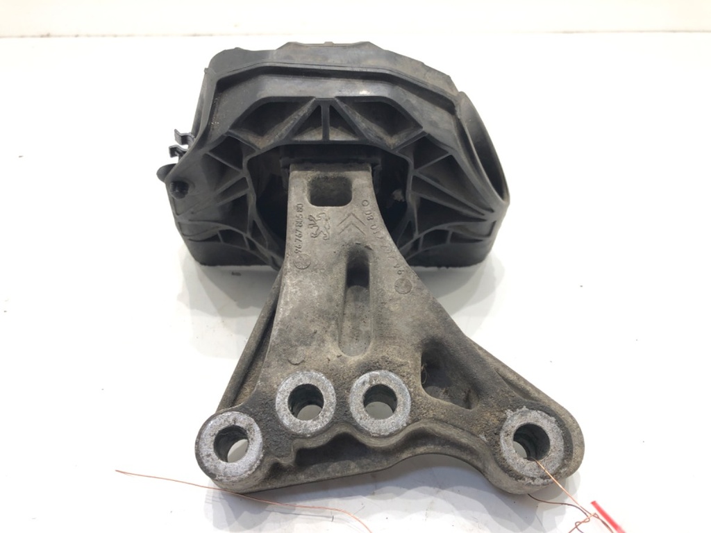 [STARK-624456] Soporte de motor izquierdo PEUGEOT 208 I