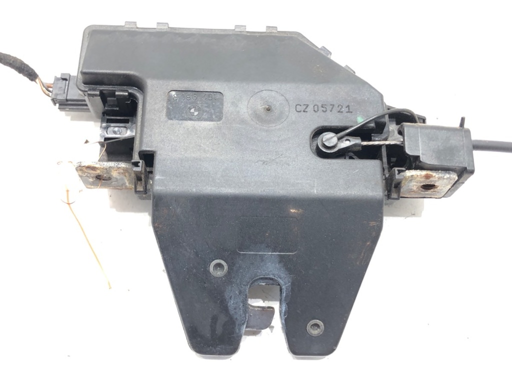 [STARK-625855] Cerradura de portón trasero BMW Serie 3 (E90)