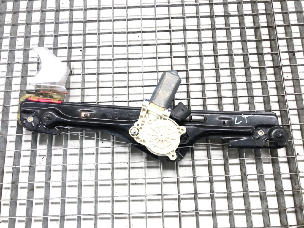 [STARK-628299] Elevalunas trasero izquierdo BMW X6