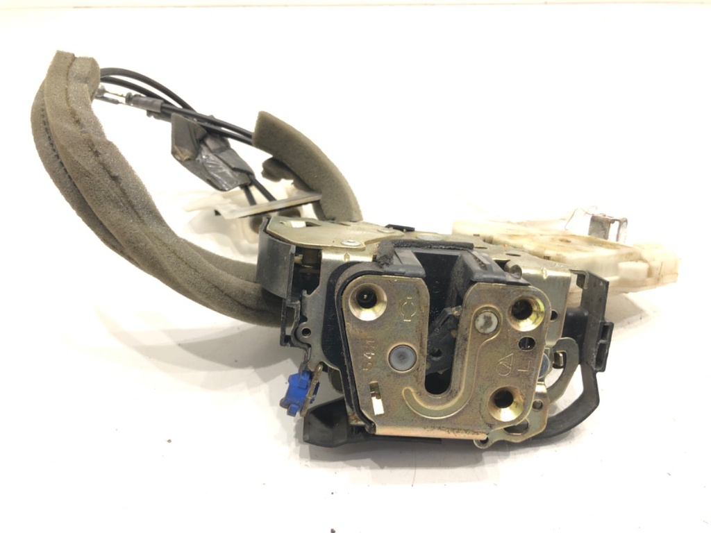 [STARK-633040] Cerradura de puerta delantera izquierda para Nissan Altima (L31)