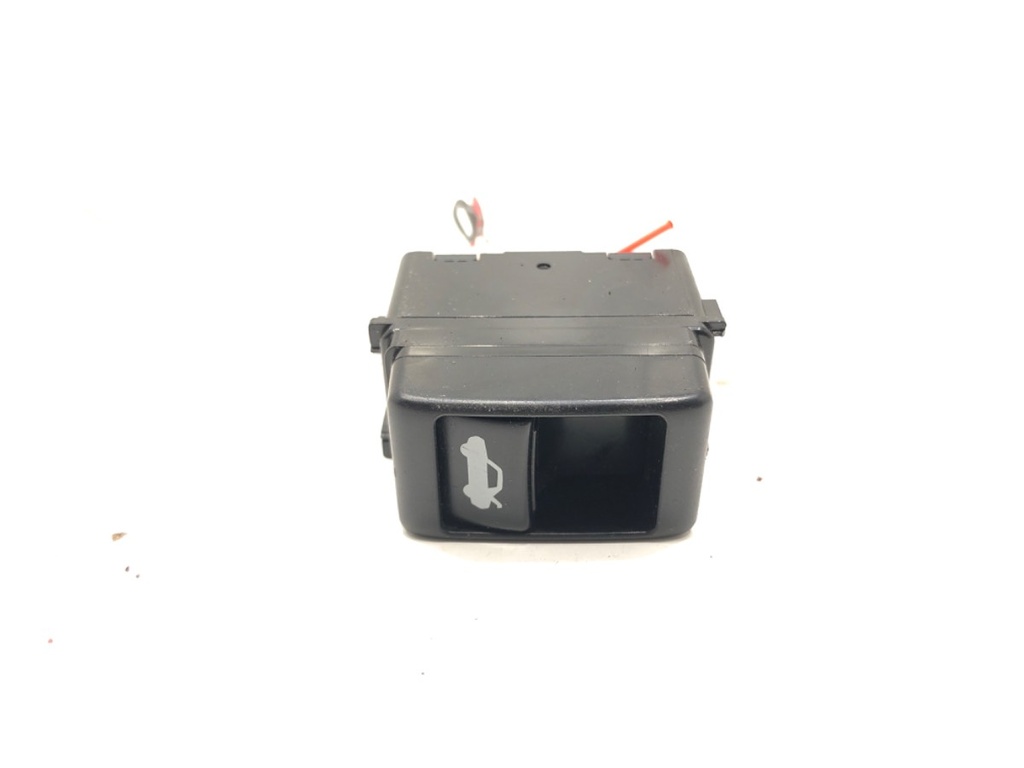 [STARK-633050] Maneta de portón trasero para Nissan Altima (L31)