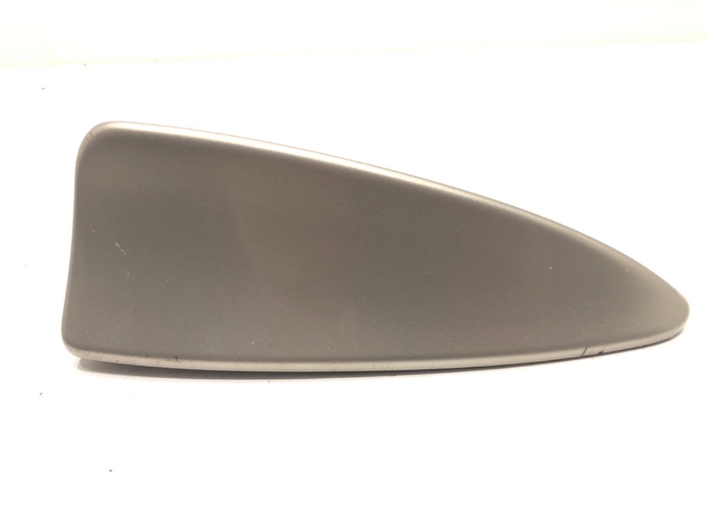 [STARK-633758] Antena BMW X3 (E83)