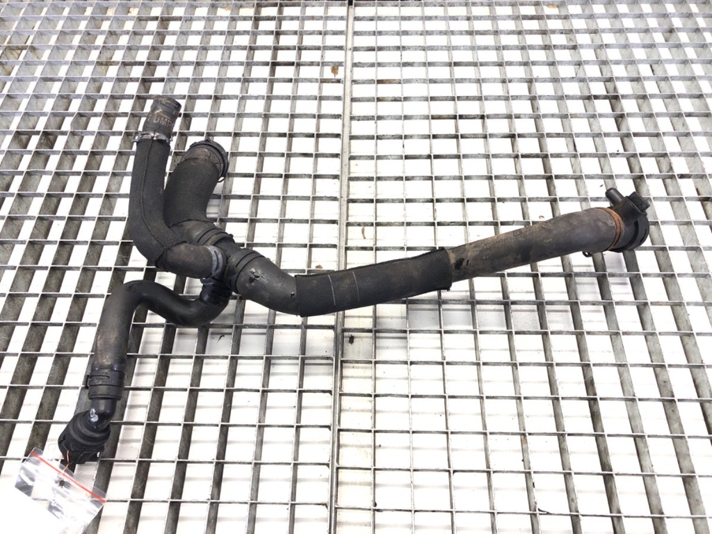 [STARK-636008] Tubo de drenaje de agua Audi A6 C7