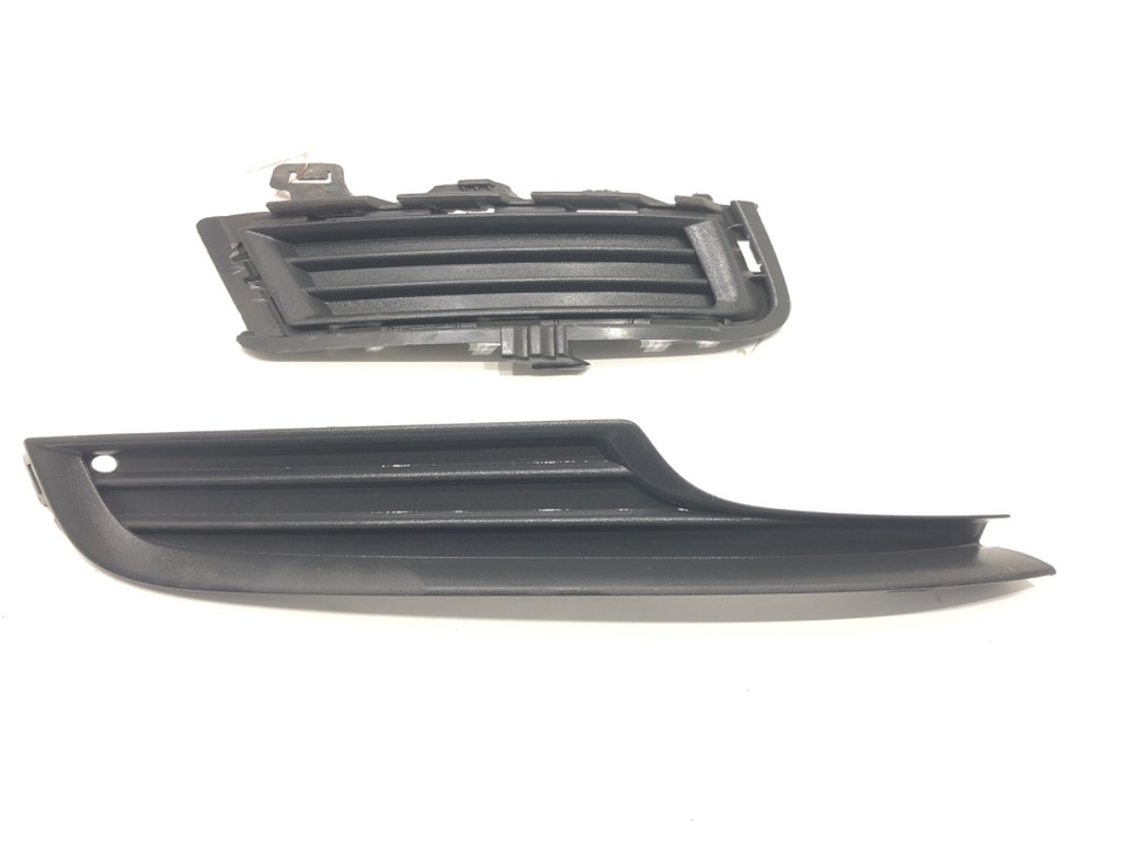 [STARK-641613] Rejilla de parachoques delantero derecho VW Golf VII Variant