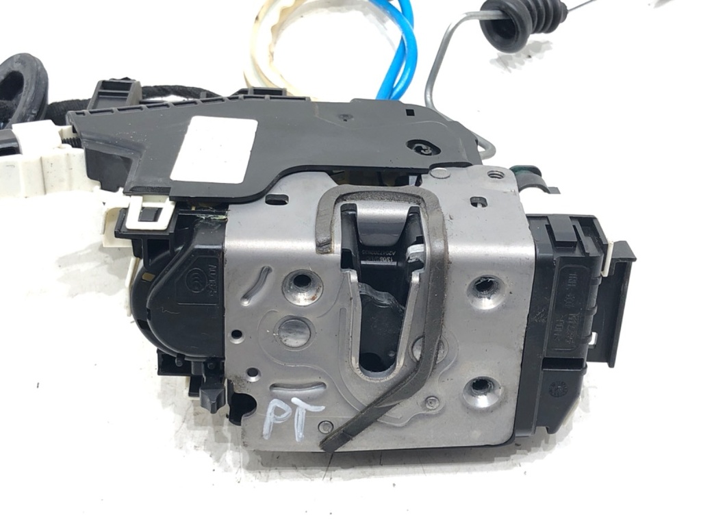 [STARK-647440] Cerradura de puerta trasera derecha Mercedes-Benz Clase A W176
