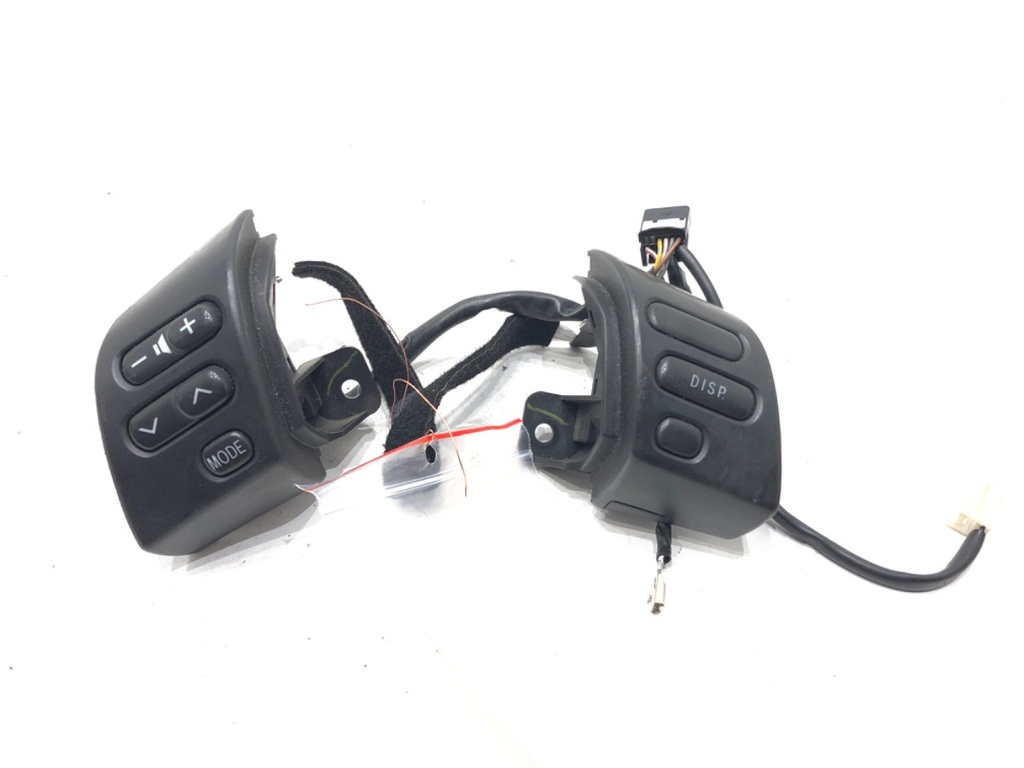 [STARK-648554] Mandos de volante TOYOTA COROLLA Verso