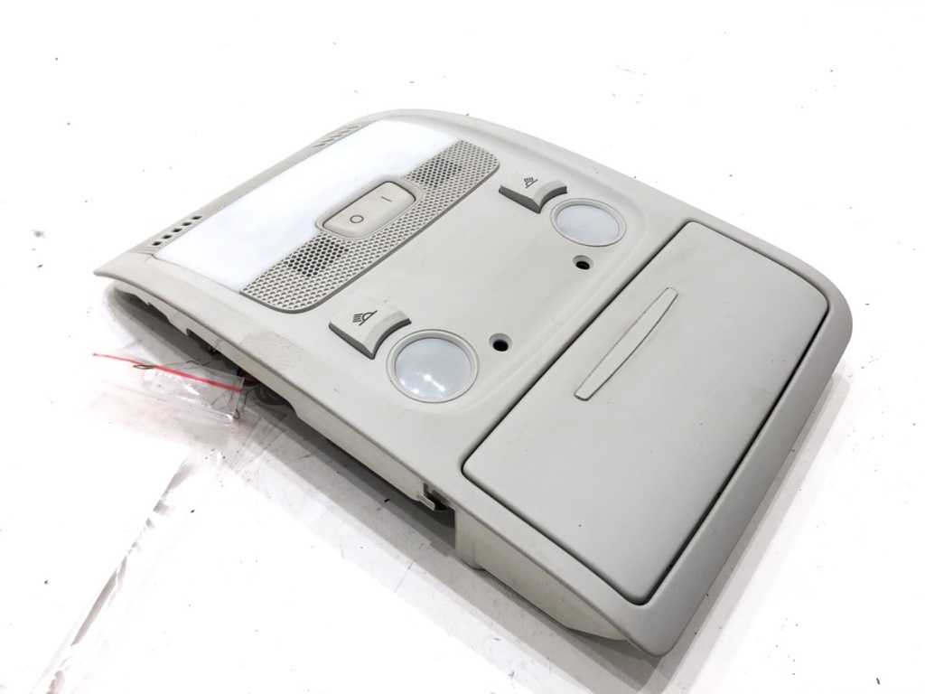 [STARK-650370] Luz de techo AUDI A4 B8 Avant