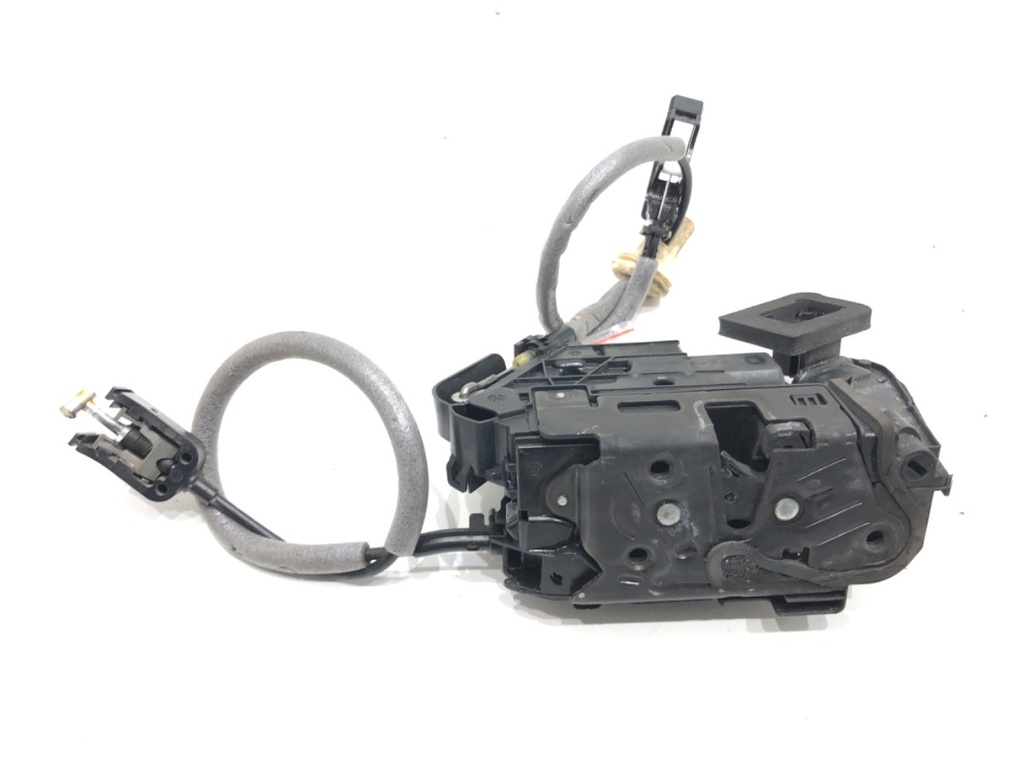 [STARK-651618] Cerradura de puerta delantera derecha VW Golf VII