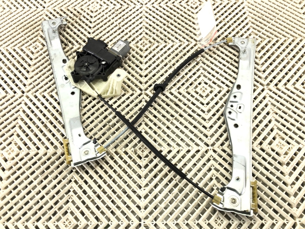 [STARK-651798] Elevalunas delantero izquierdo Citroen C4 Cactus