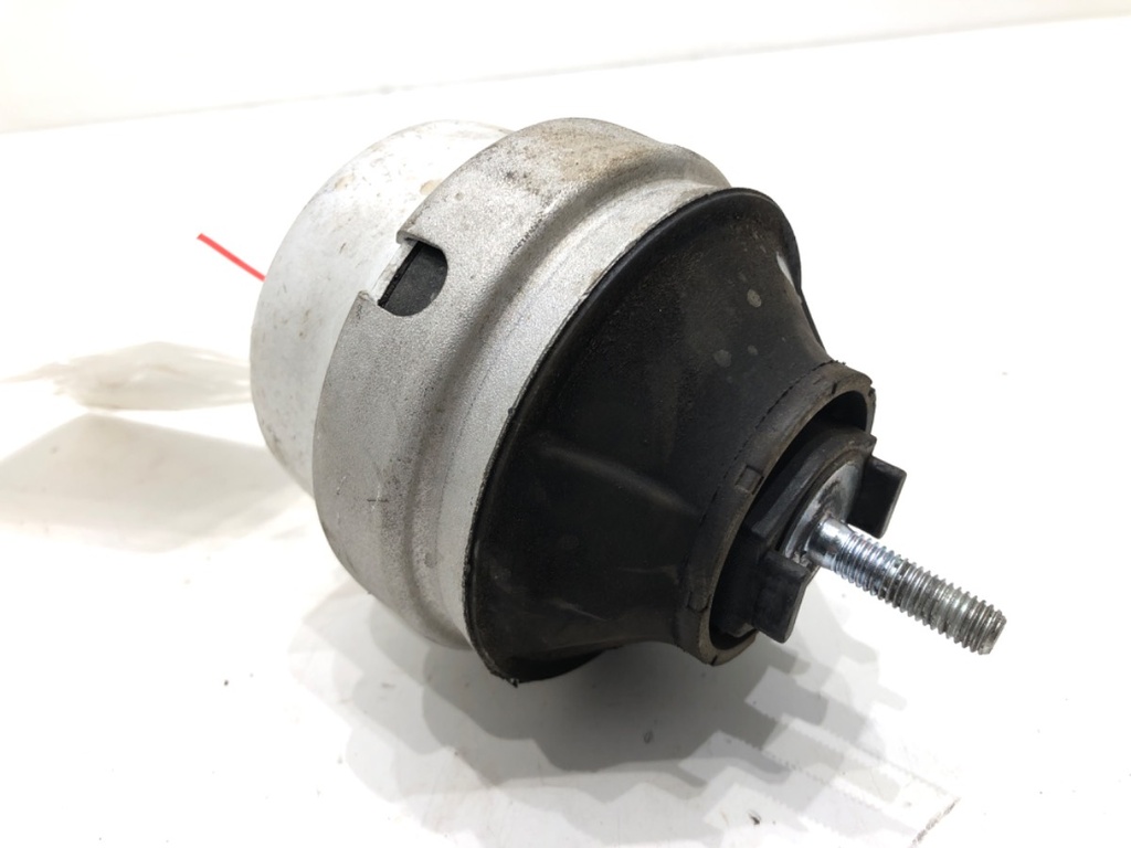 [STARK-652532] Soporte de motor izquierdo Audi A6 C5