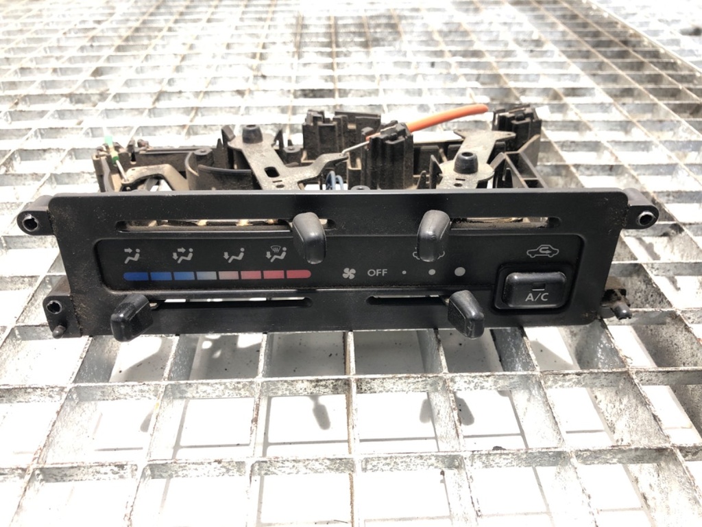 [STARK-653727] Panel de control de climatización Daihatsu Terios (J1_)