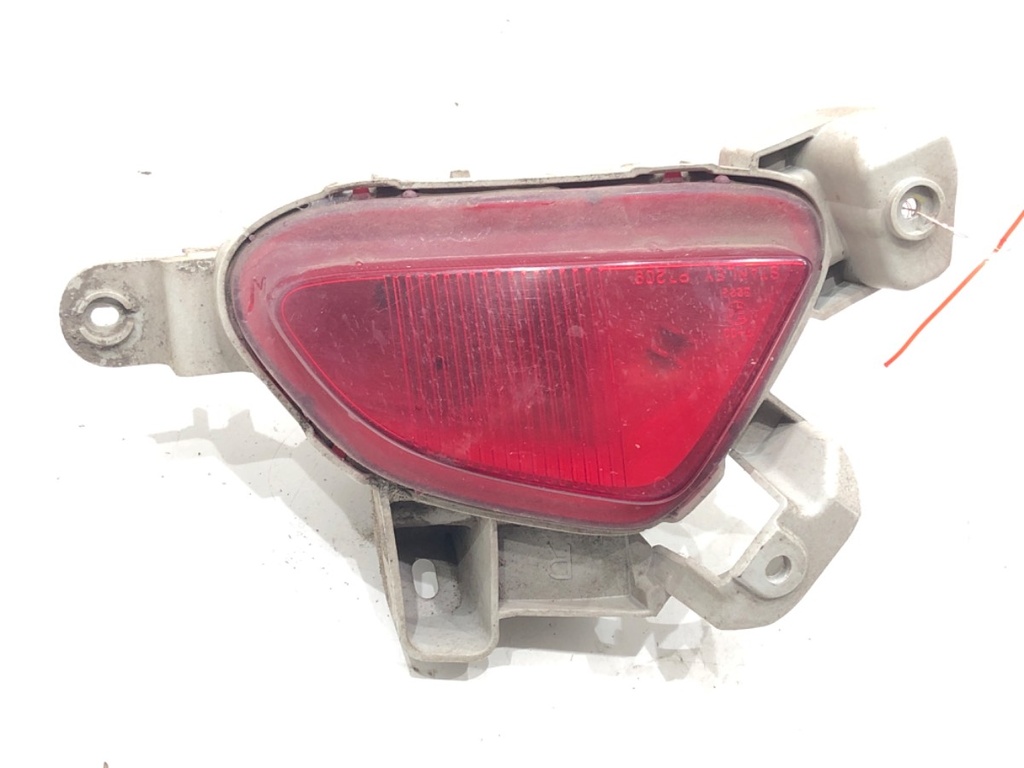 [STARK-654120] Piloto trasero derecho Mazda 2 (DL, DJ)