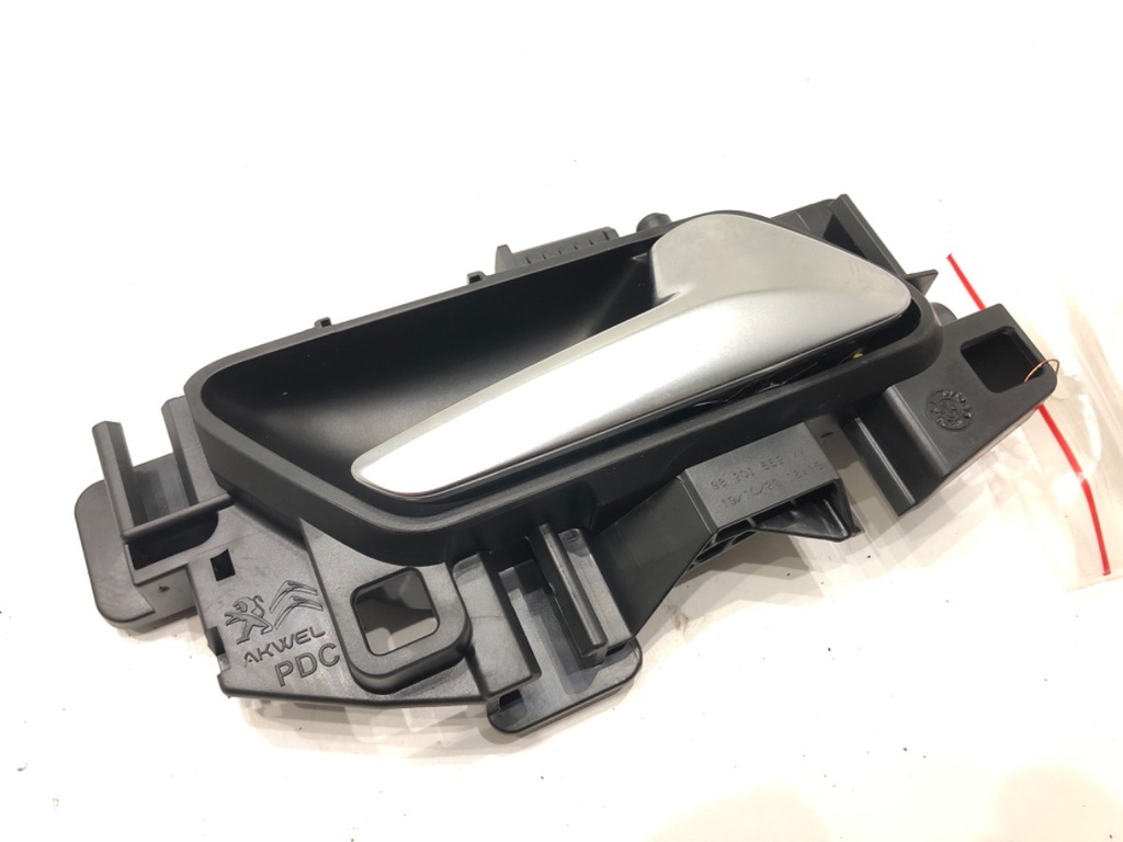 [STARK-656397] Maneta de puerta interior delantera derecha Opel Corsa F