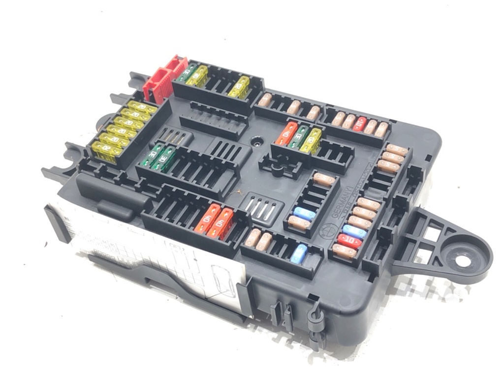 [STARK-657169] Caja de fusibles BMW Serie 3 Touring (F31)