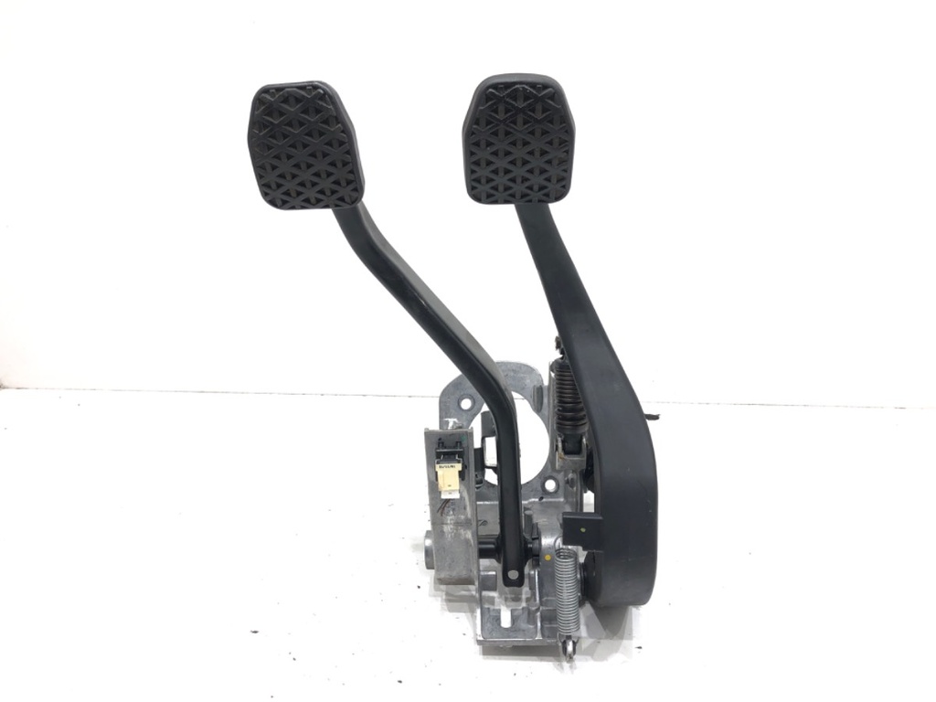 [STARK-657773] Pedales BMW Serie 3 Touring (F31)