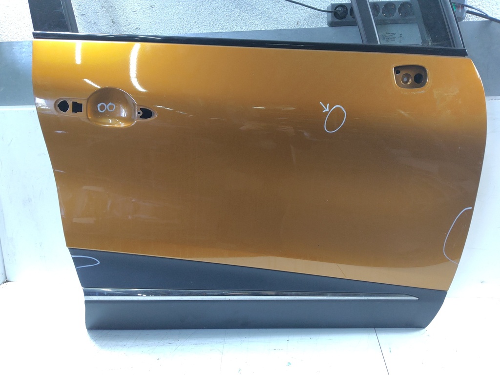 [MTD-537659] Puerta delantera derecha Renault Captur I