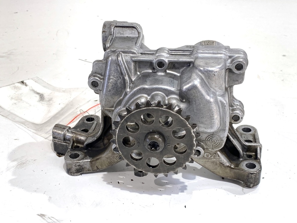 [STARK-860126] Bomba de aceite VOLVO V40 liftback (525, 526) 2012-2022 D2 88 kW