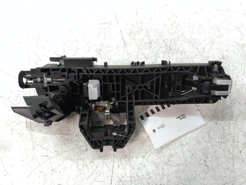 [MTD-537738] Manilla de puerta Mercedes Clase A W176