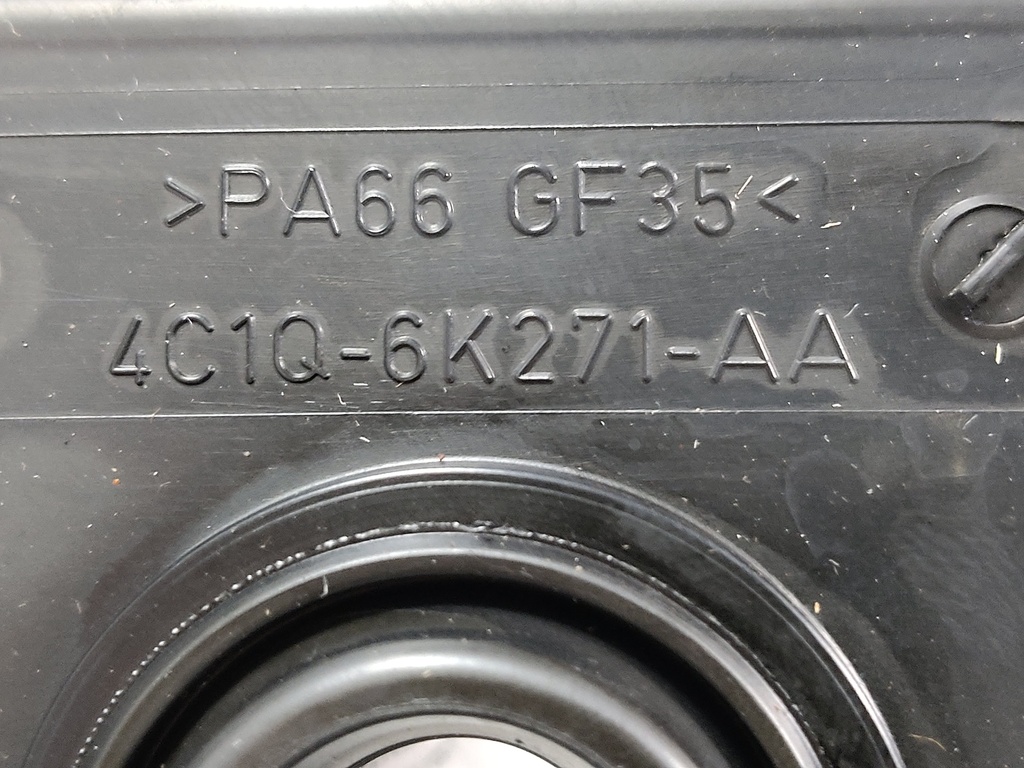 [MTD-537840] Tapa de balancines Ford Transit