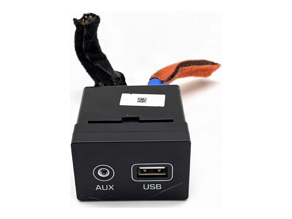 [STARK-943313] Puerto USB Hyundai Tucson (TL, TLE)