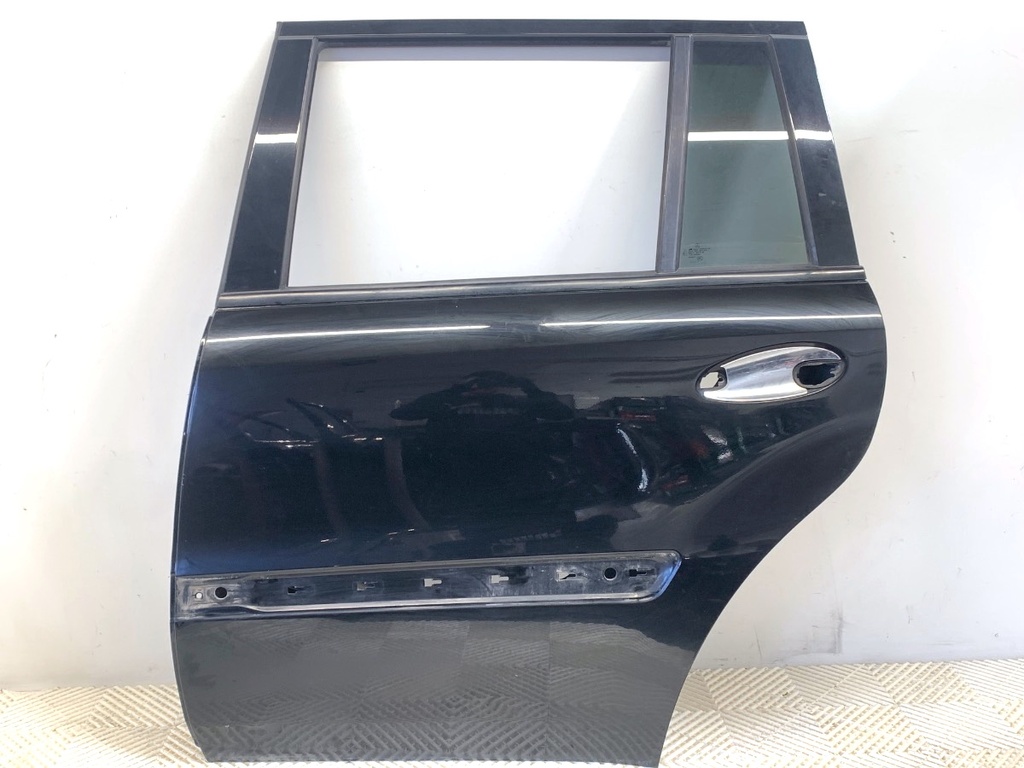 [STARK-879797] Puerta trasera izquierda Mercedes-Benz Clase GL (X164) 2006-2012