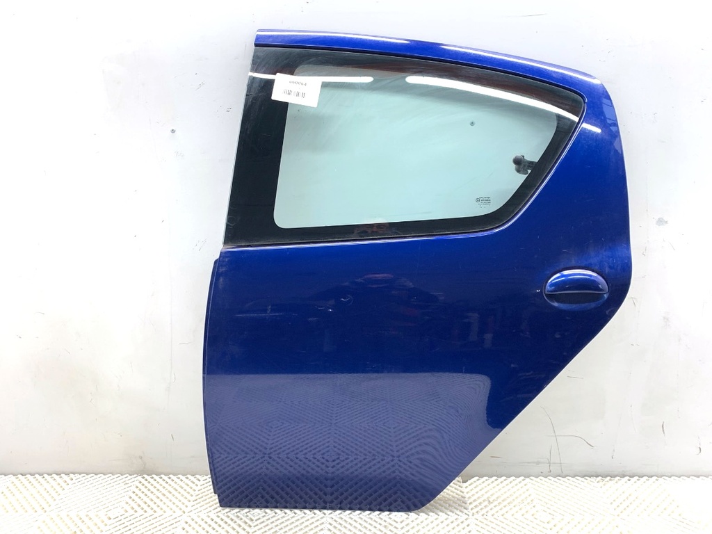 [STARK-860064] Puerta trasera izquierda Toyota Aygo (_B1_) 2005-2014