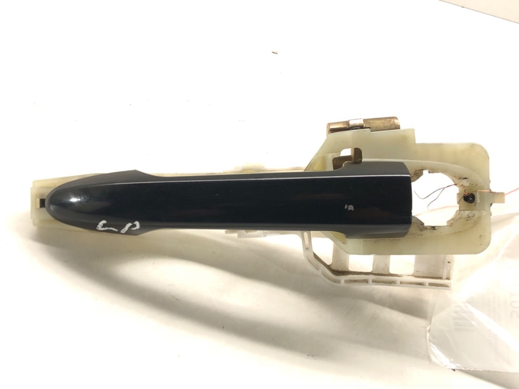 [STARK-501797] Maneta de puerta exterior delantera izquierda Kia Carens III