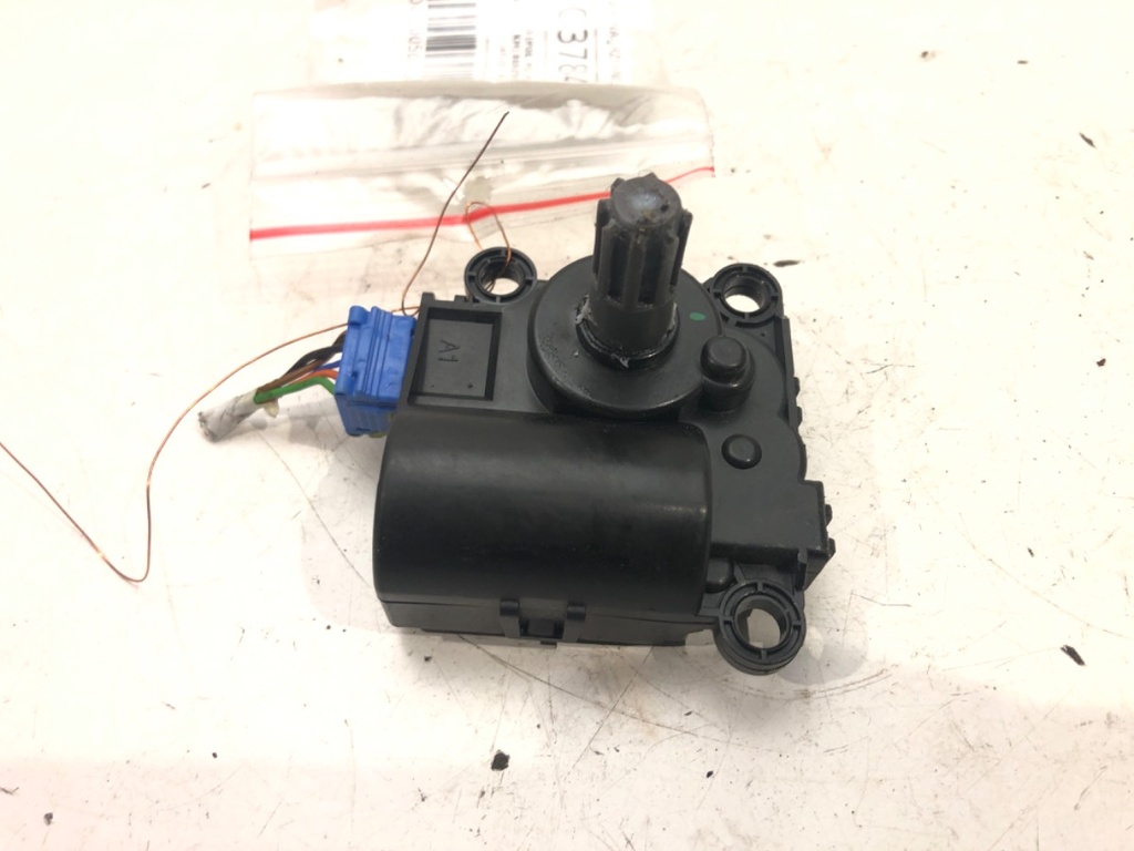 [STARK-503784] Resistencia de calefacción Hyundai i30 (PDE, PD, PDEN)