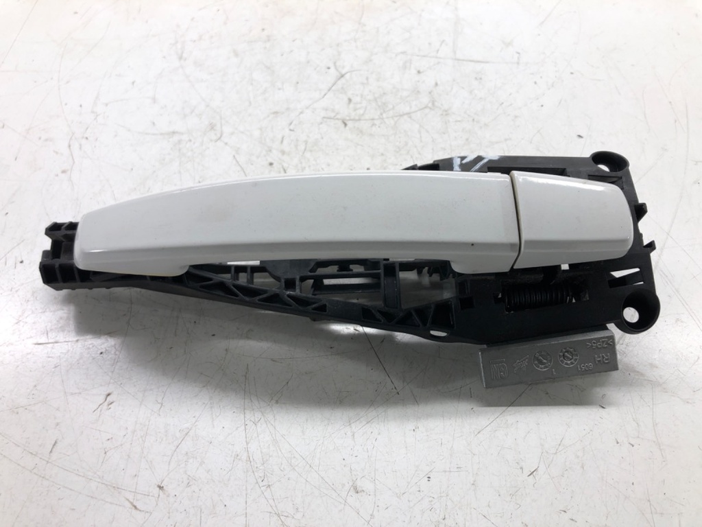 [STARK-507234] Maneta de puerta trasera derecha Opel Insignia A
