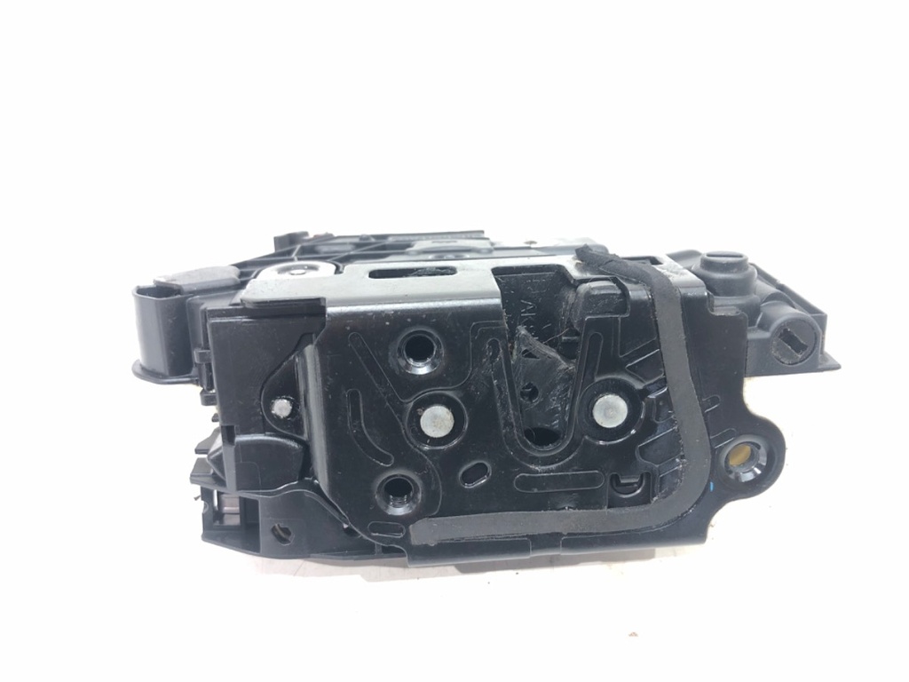 [STARK-509267] Cerradura de puerta trasera derecha Skoda Superb II (3T5)