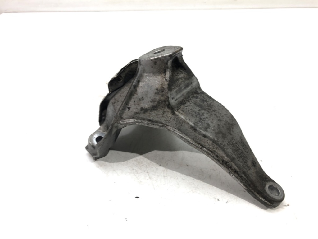 [STARK-514564] Soporte de motor Audi A6 C7 Avant