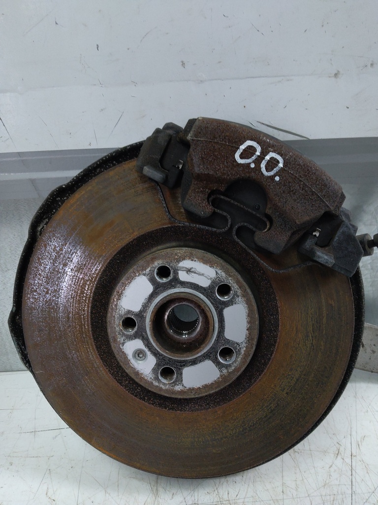 [MTD-529658] Cubo de rueda delantero derecho Volvo V60