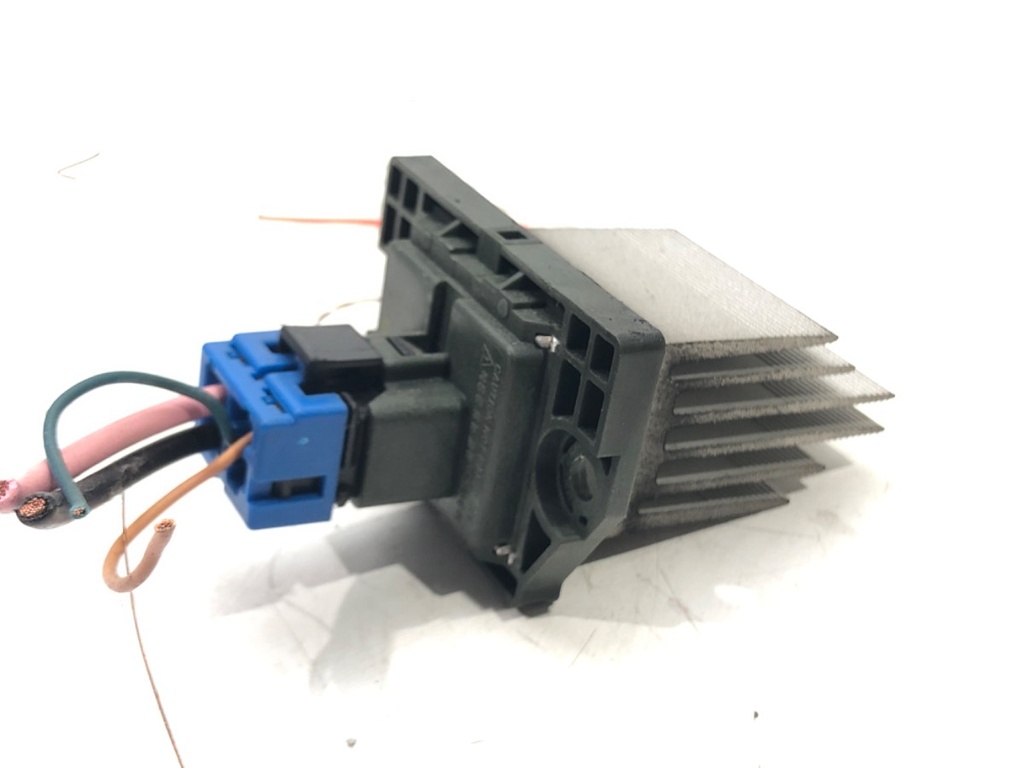 [STARK-525750] Cojinete de ventilador para Hyundai Elantra V (MD, UD)