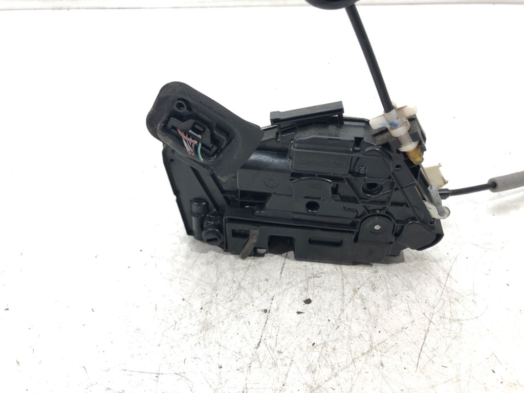 [STARK-527093] Cerradura de puerta trasera izquierda Skoda Rapid