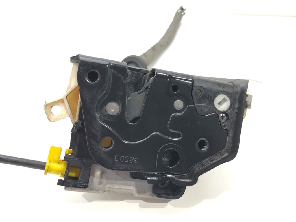 [STARK-535445] Cerradura de puerta delantera derecha Audi A6 C7