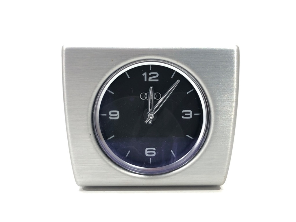 [STARK-536924] Reloj analógico Audi A8 D4