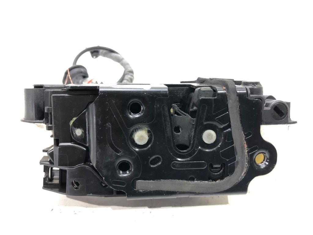 [STARK-543560] Cerradura de puerta trasera derecha VW Golf VII